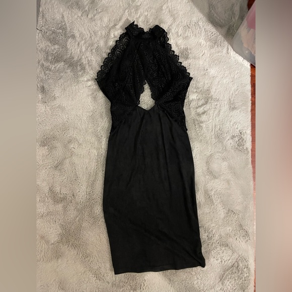 Black dress - Picture 2 of 2